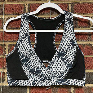 Mono B‎ Sports Bra Women’s Large Black & White